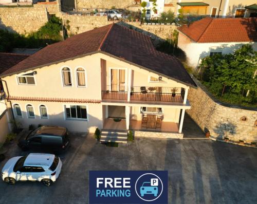 Kruje Bed & Breakfast | Vila AMA Kruje