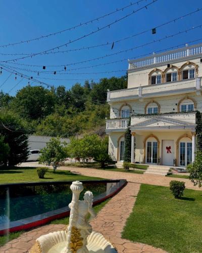 Qerek Villa | Vila Dy Bukurite