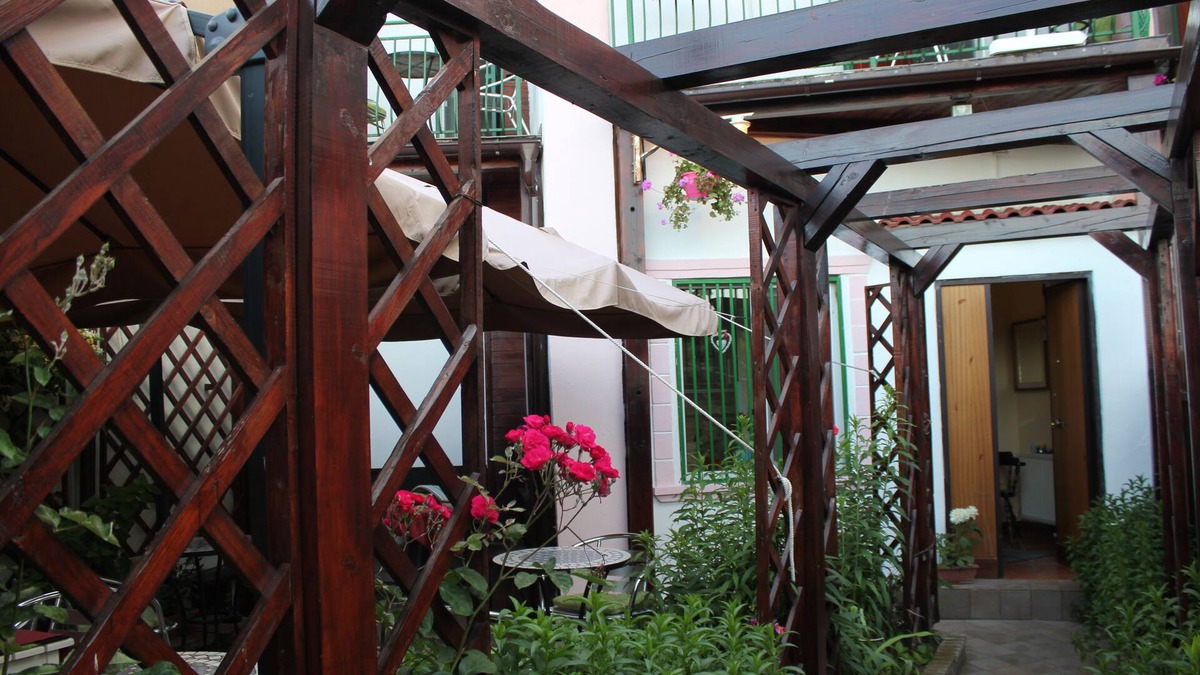 Constanta Bed & Breakfast | Vila Flavia B&B