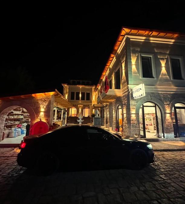 Moscopole Hotel | Vila Loris