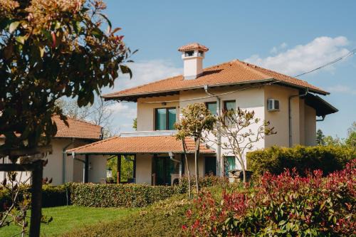 Slivek House | Vila Lotos