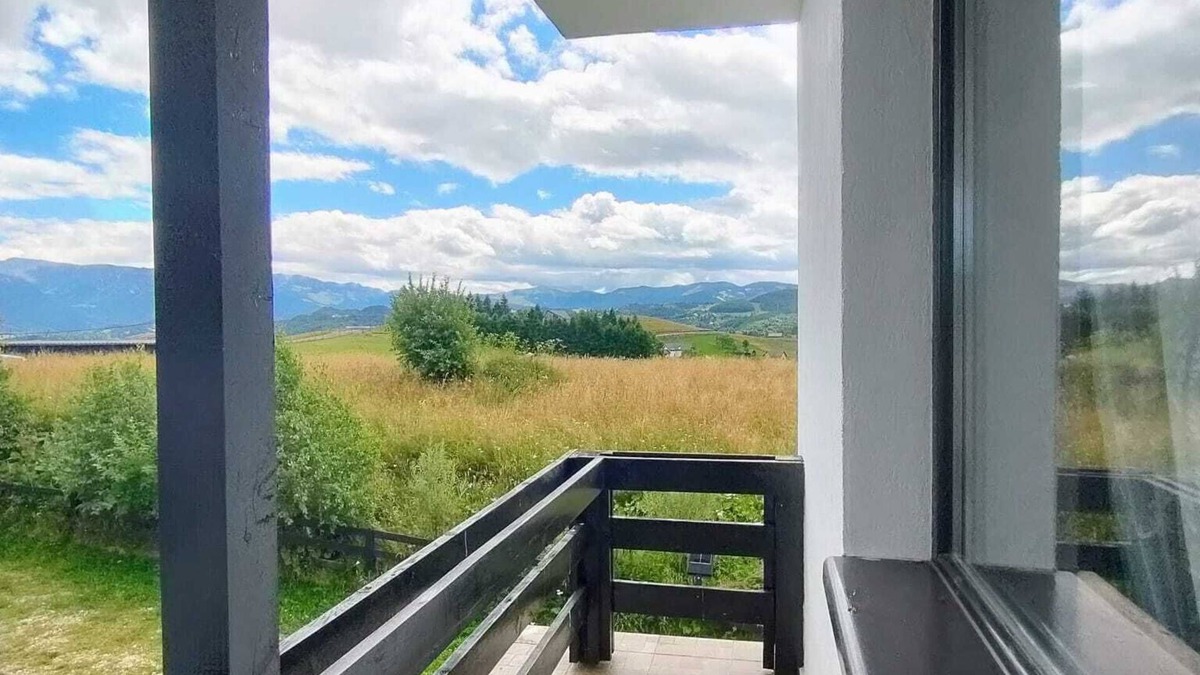 Sirnea House | Vila Luca