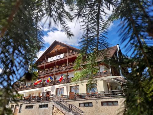 Borsec House | Vila Riki