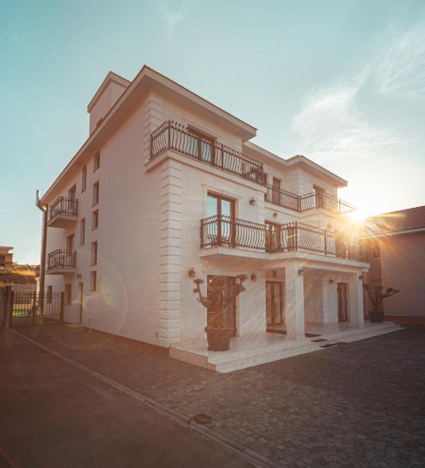 Baile Unu Mai Bed & Breakfast | Vila Venus