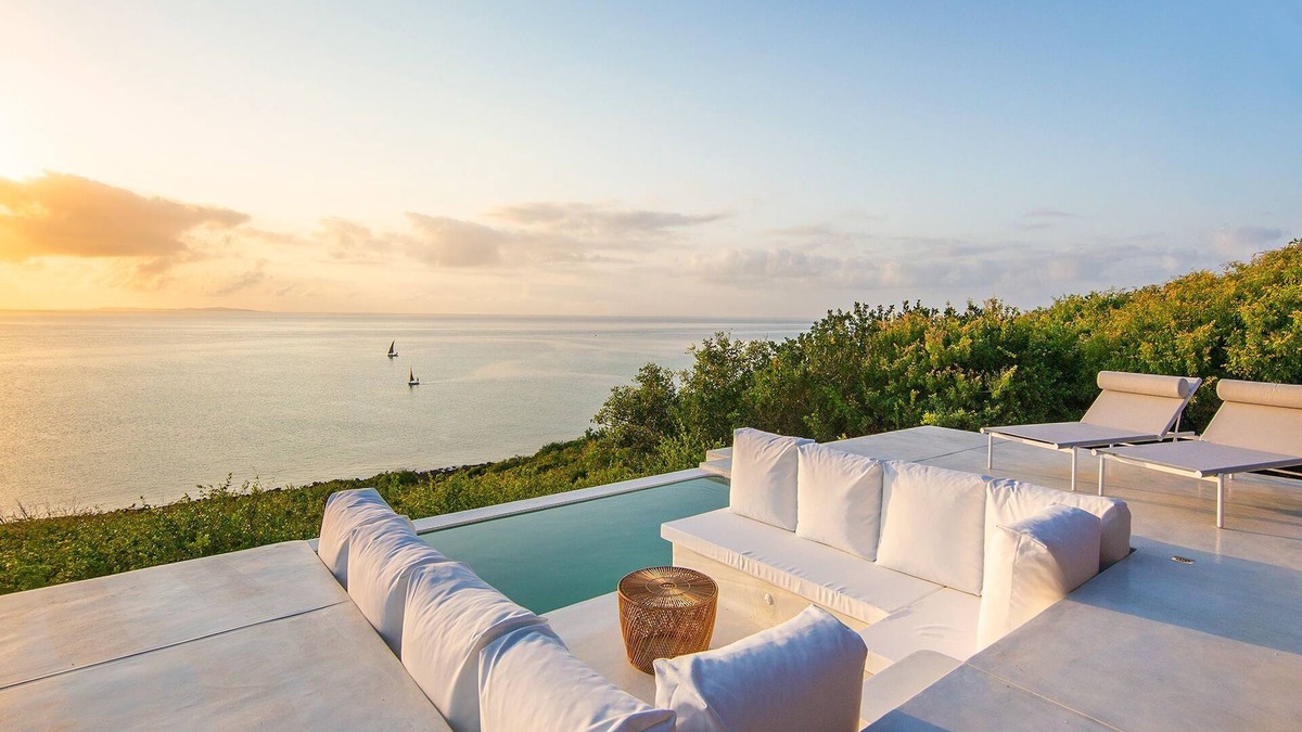Vilanculos Villa | Vilankulo Oceanfront Villa With Private Pool & Beach Access