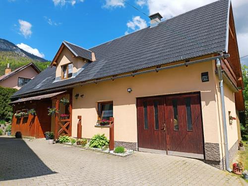 Kvacany House | Vilka Tkáč