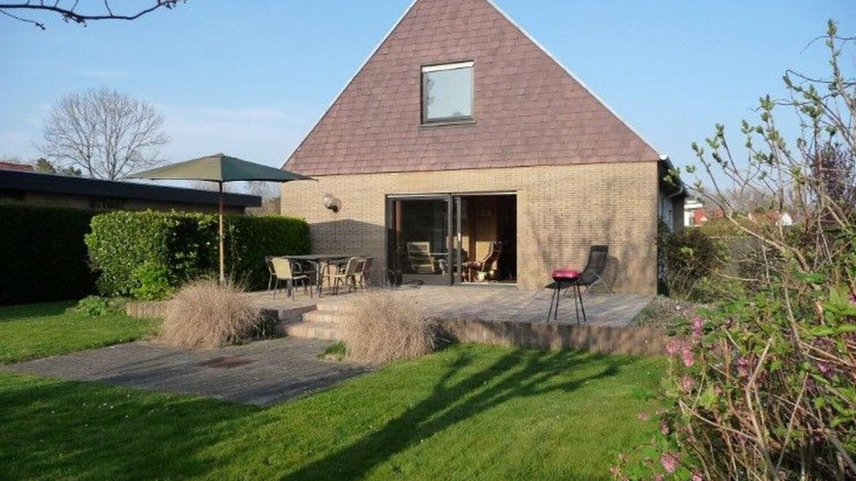 Witte Burg Villa | Villa 1.5km from the sea, between dunes and woods 7 ares large south-facing terrace - 3 bikes