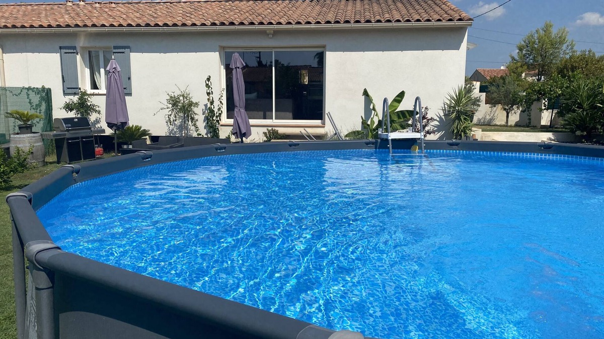 Sollies-Ville House | Villa 100m2 with swimming pool Sollies ville 15 minutes from the beach