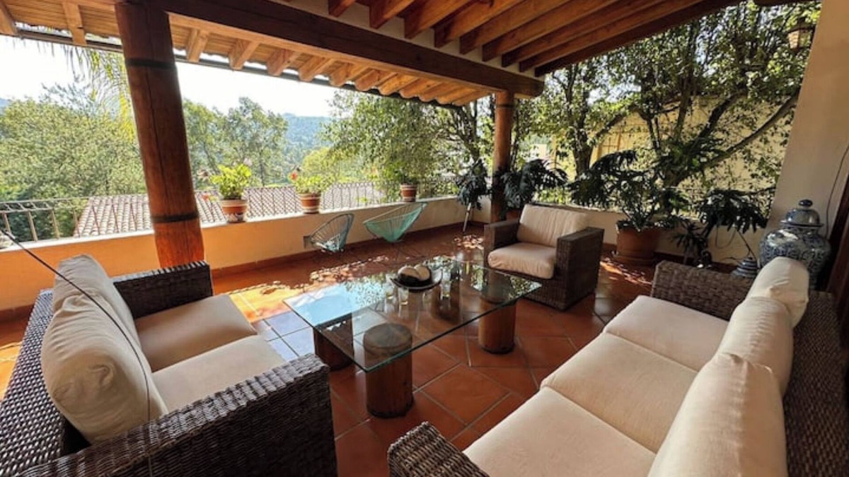 Avandaro House | Villa 104 with jacuzzi to enjoy as a family