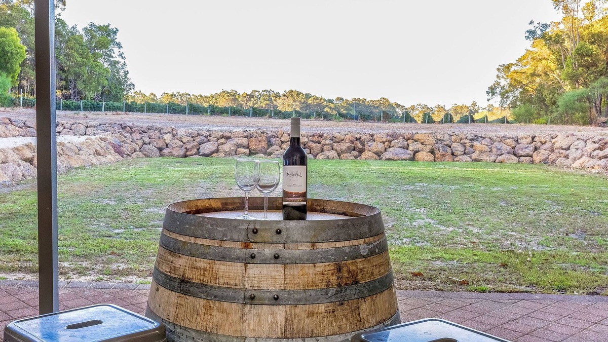 Yallingup Siding House | Villa 16 at Rivendell Winery - situated at the corner of Commonage and Wildwood