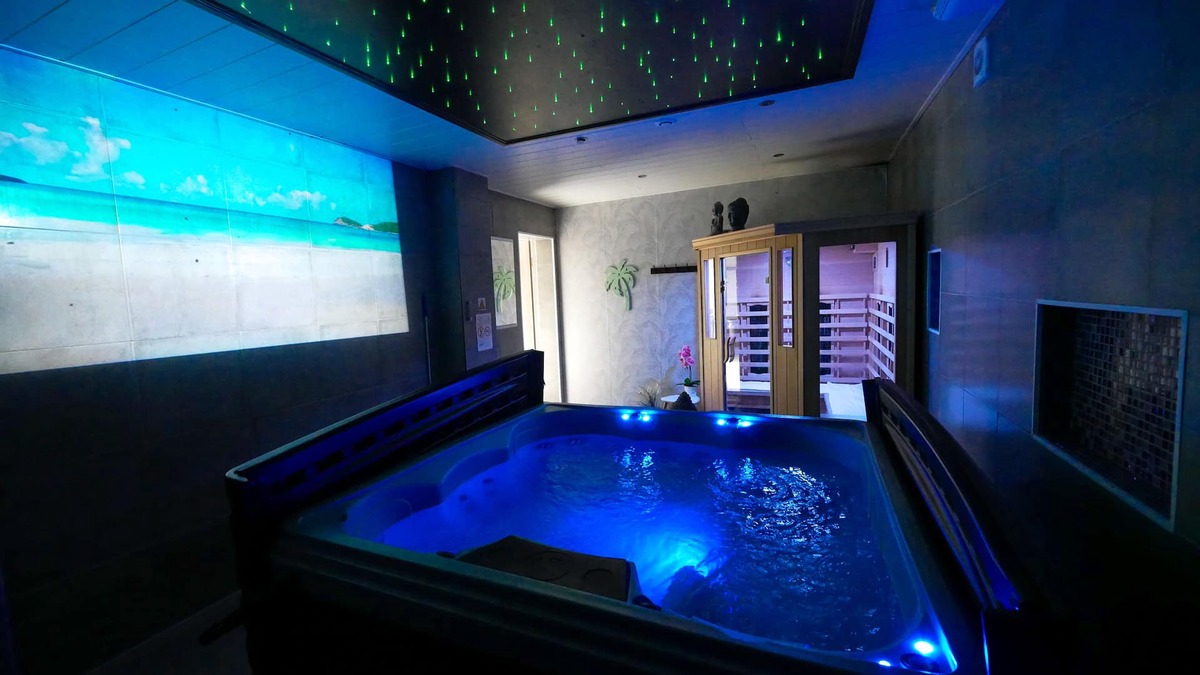 Ittenheim Villa | Villa 180m² with private spa, barbecue, table football