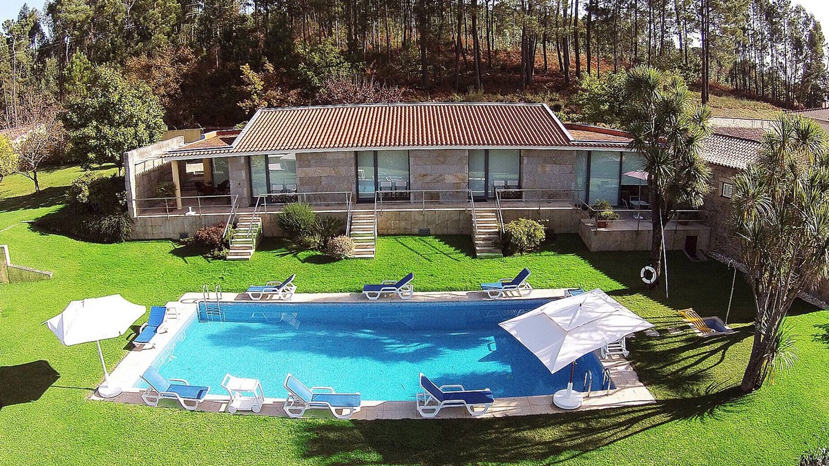 Rubiaes Villa | Villa 206 Spacious Villa Ideal for Large Groups