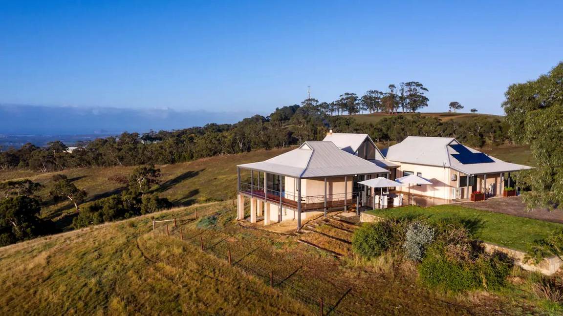 Hindmarsh Valley Villa | Villa ∙ 3 bedrooms ∙ 8 guests