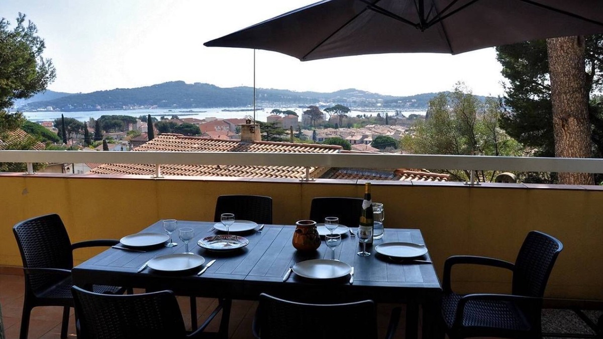 Tamaris House | Villa, 3 bedrooms, sea view, wifi, garden, La Seyne sur Mer
