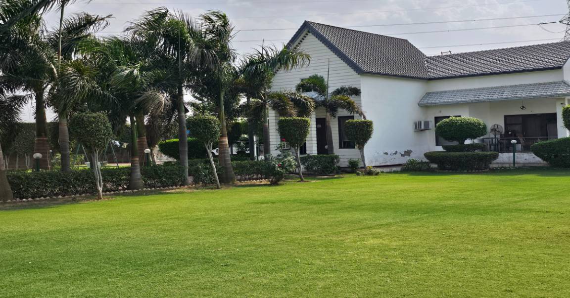 Gurugram Villa | Villa ∙ 3 bedrooms ∙ 8 guests