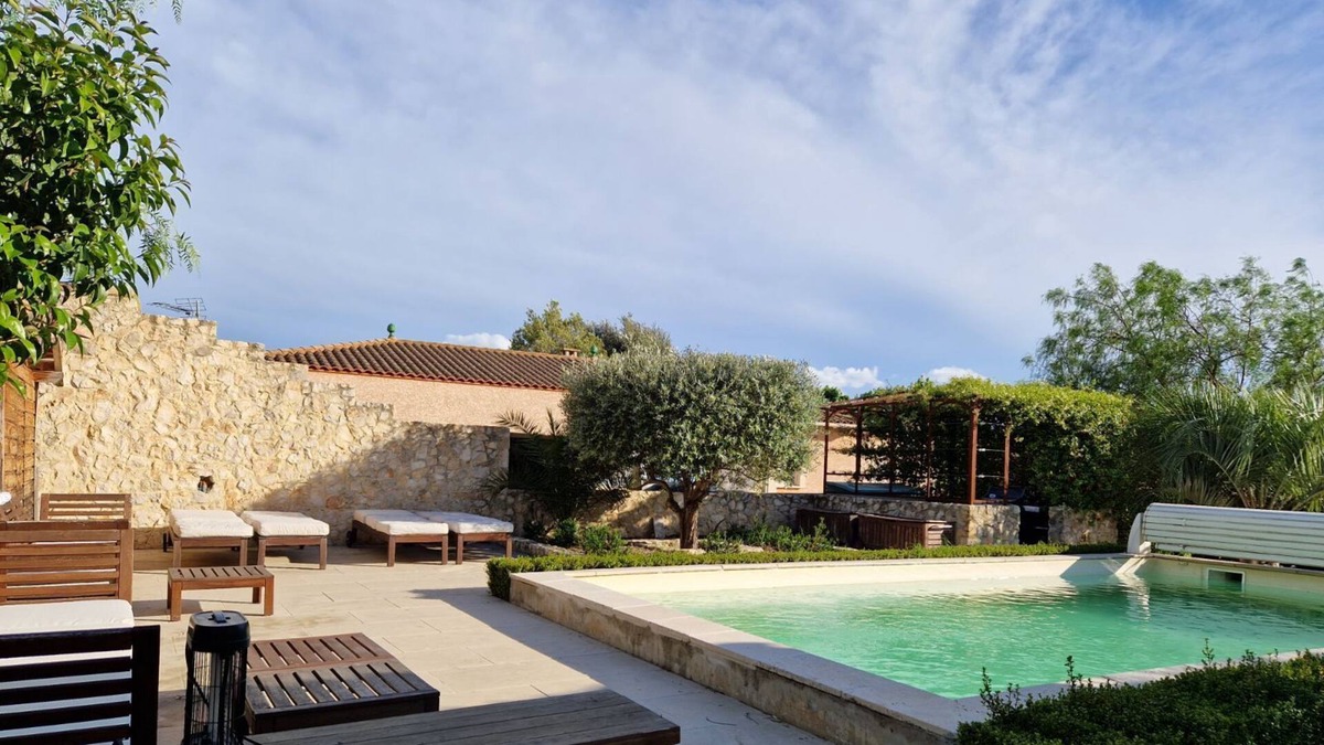 Paulhan Villa | Villa 3 Chambres Avec Piscine