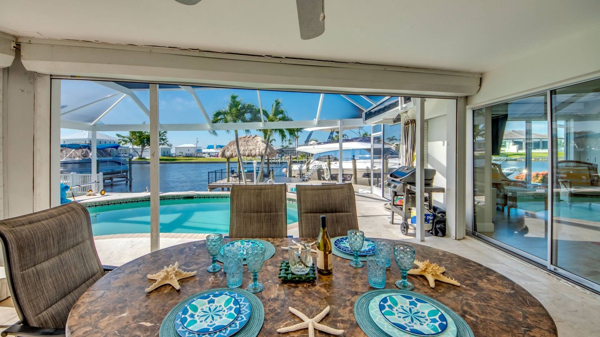 Caloosahatchee House | Villa 3 Pool, Tiki Hut, Sunsets! 157 reviews.