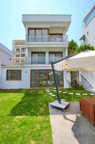 Bogazici Villa | Villa ∙ 3 bedrooms ∙ 10 guests