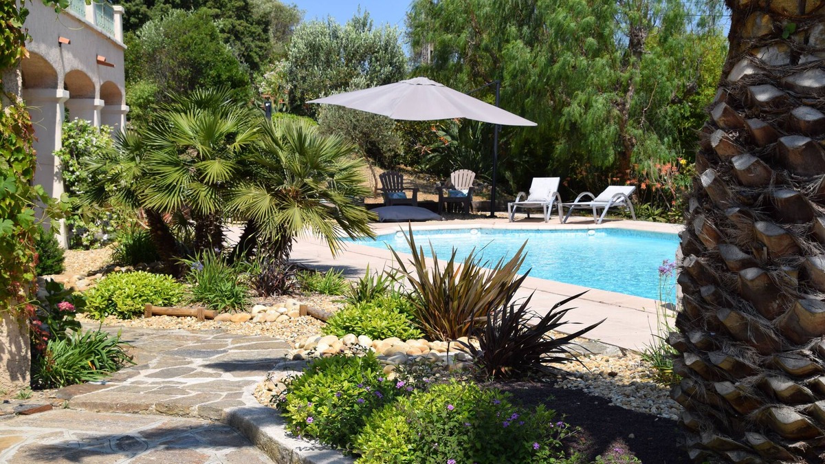 Giens Villa | VILLA 4 BEDROOMS 8 PERS QUIET PLOT, SWIMMING POOL, NEAR SEA, PORT NIEL VILLAGE