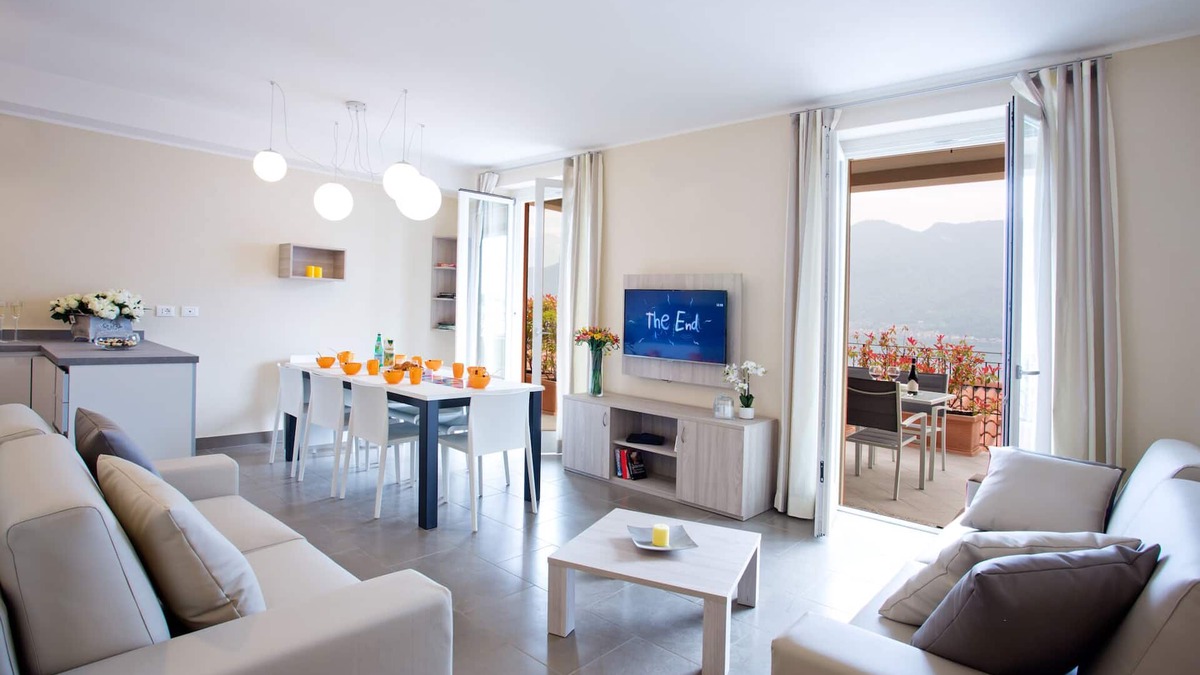 Sala Comacina Apartment | Villa 4 Residence Sala Comacina sleeps 8 with spa & pool by Italian Apartments