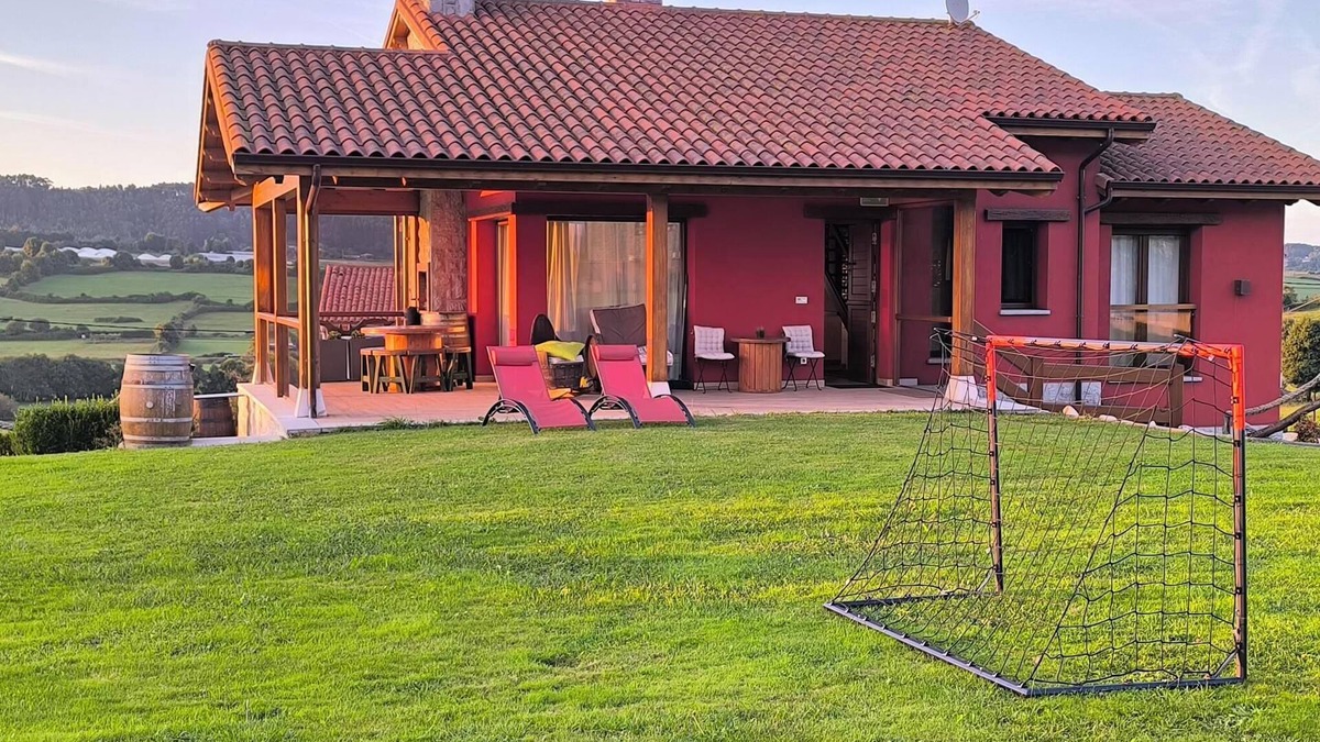 Carreno Ski Chalet | VILLA 5 KM FROM GIJON