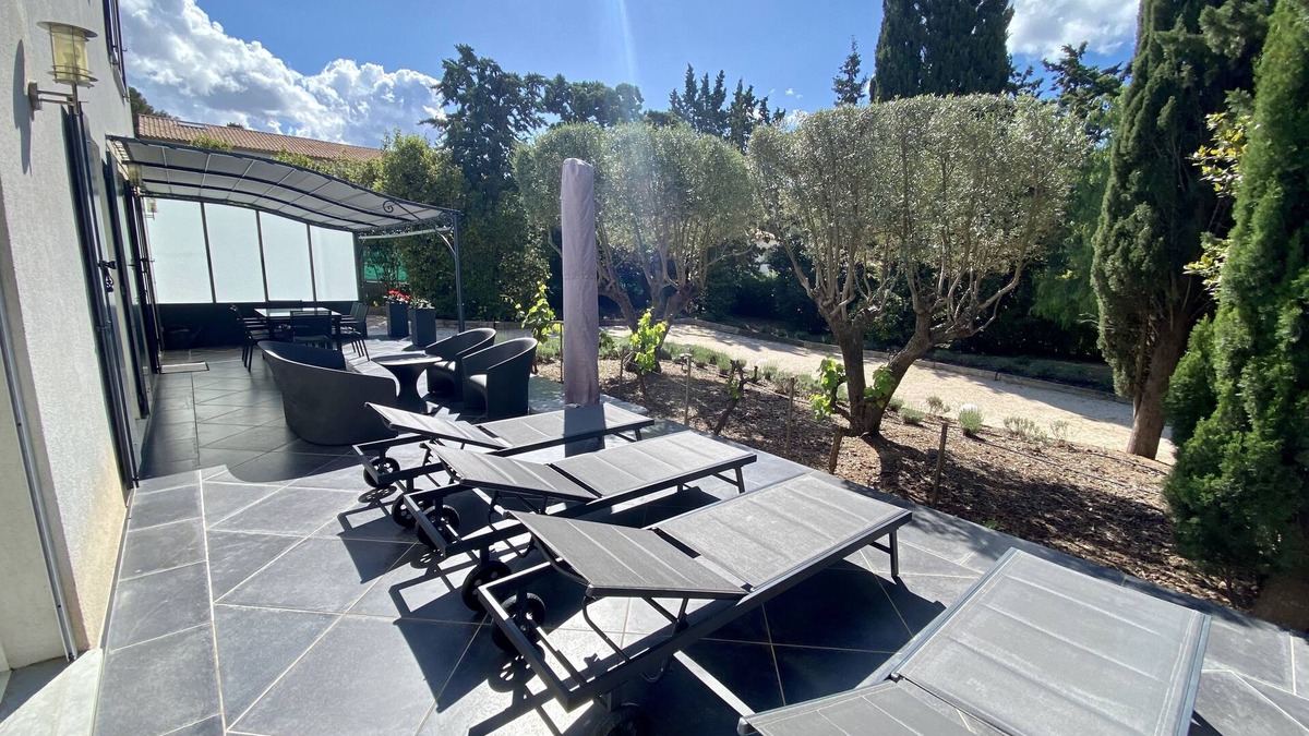 Sanary-sur-Mer Villa | Villa 5 min walk from the beach, with large enclosed garden ideal for families