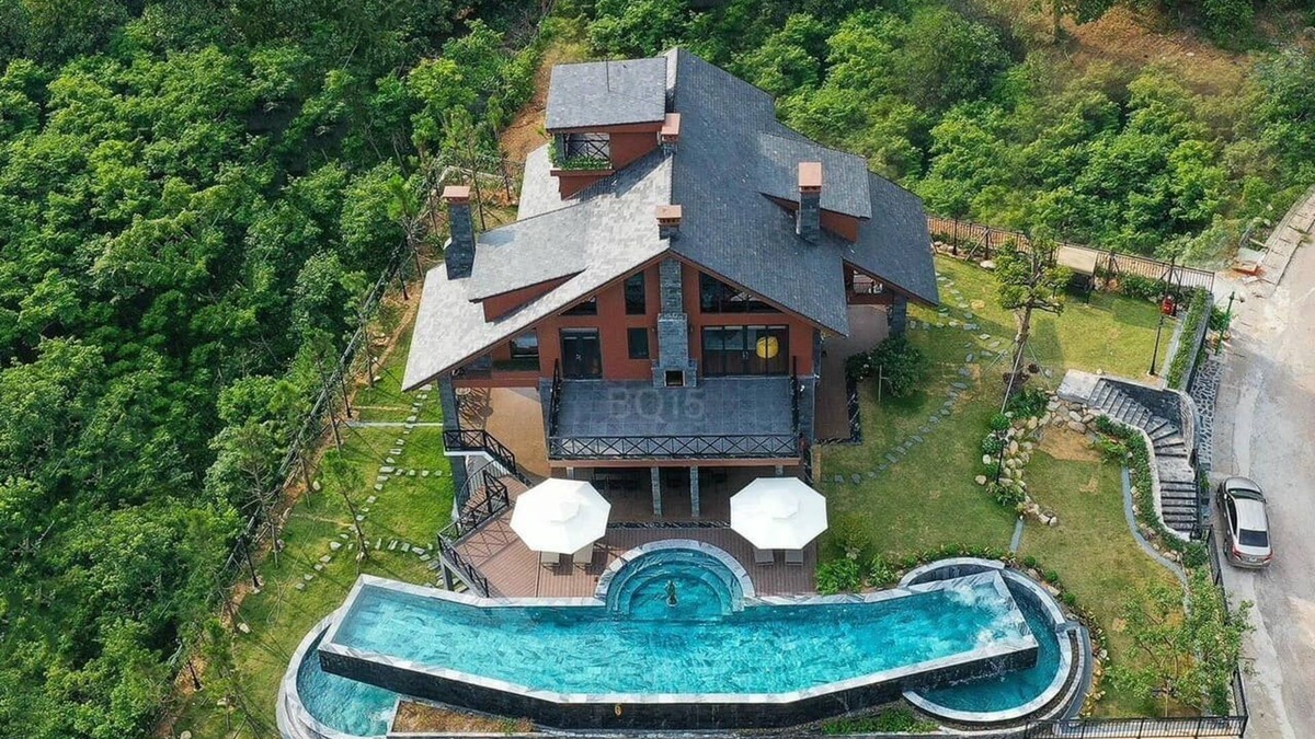 Tam Duong Villa | Villa 5 sao tiện nghi, bể bơi, sân golf, cách Hà Nội 50 phút di chuyển,