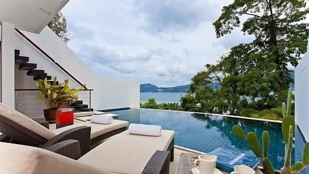 Patong Villa | Villa 6 Oceanfront pool villa