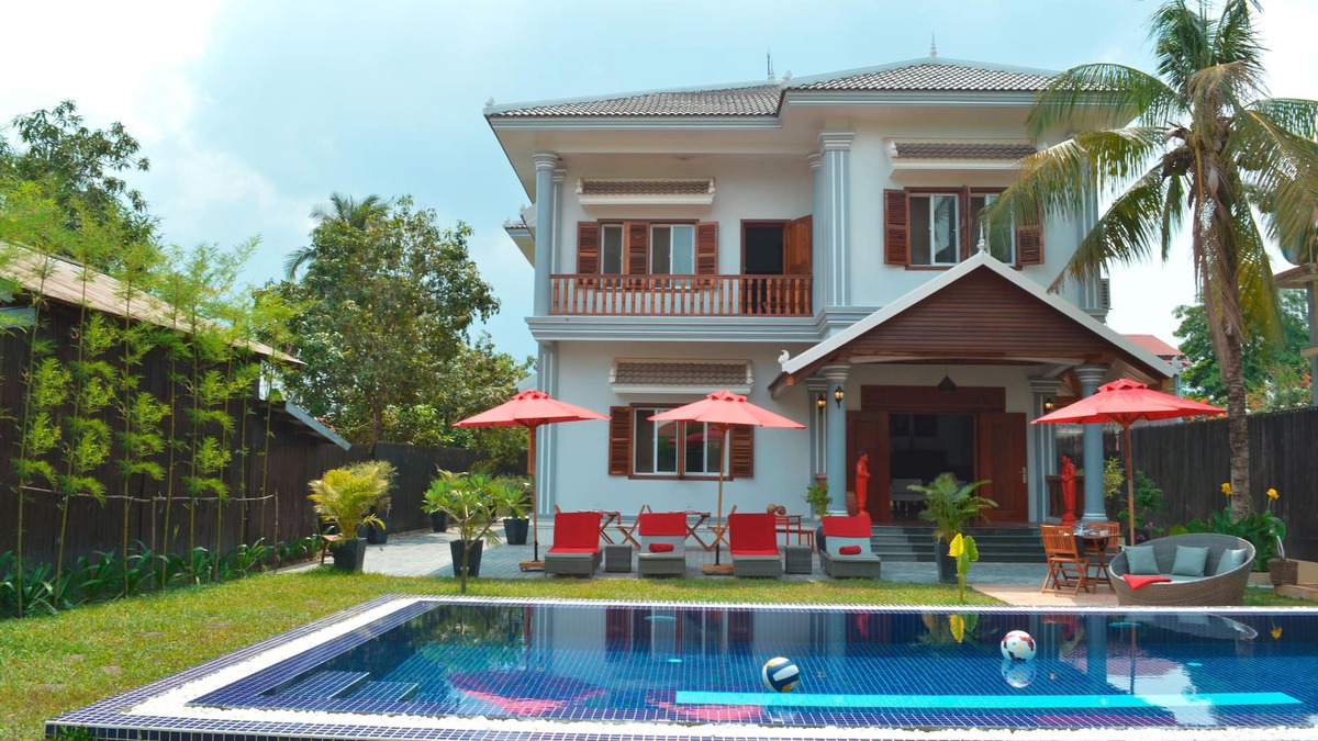 Siem Reap Villa | Villa 8/10 pers. 300 m2 with swimming pool in the heart of Siem-Reap/Angkor/Cambodia