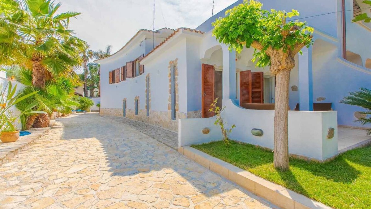 Specchiolla House | Villa Agave.500 mt beaches- table tennis– parking - barbecue – enclosed garden.