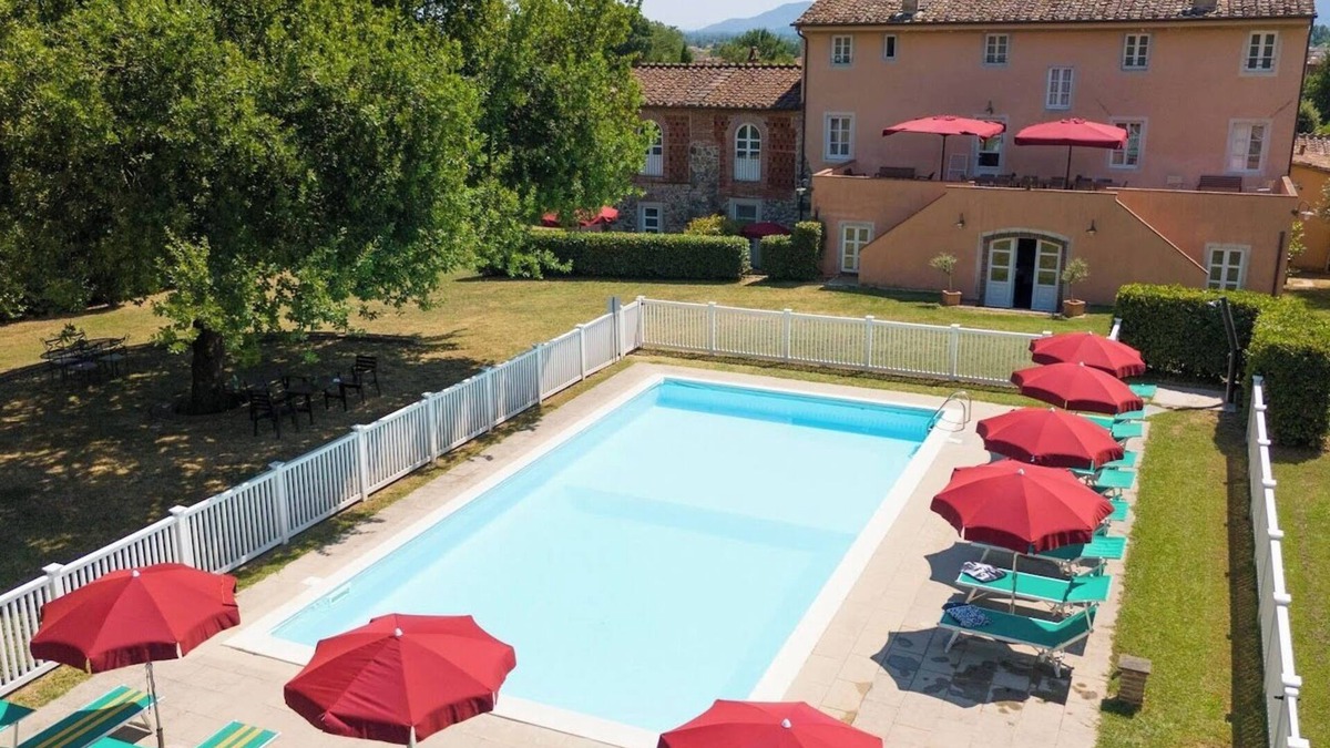 Capannori Villa | Villa al Falchetto In Capannori, Tuscany
