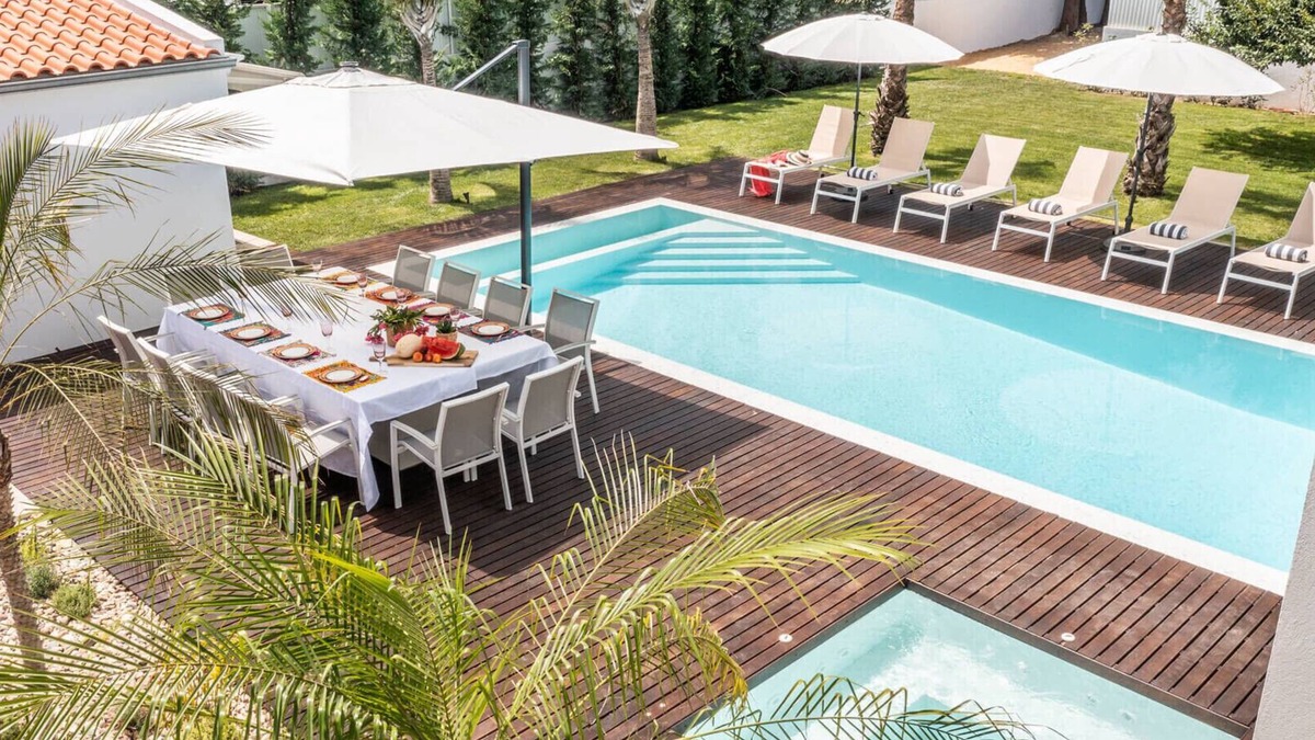 Corroios Villa | Villa Alba - Contemporary recent villa with heatable pool near a golf resort