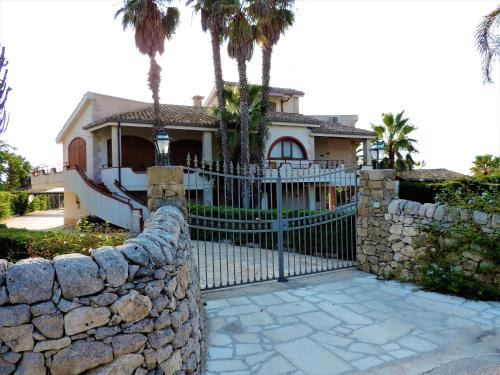 Reitani House | Villa Alba