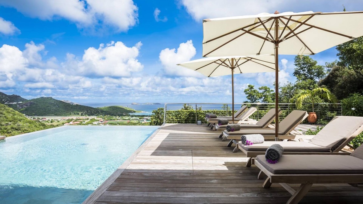 Lurin Villa | Villa Alhéna in Lurin by Personal Villas - Stunning Views of Saint Jean Bay
