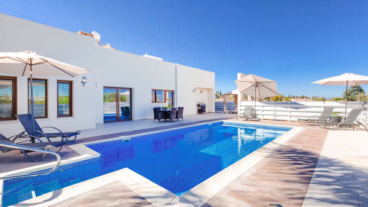 Prodromi Villa | VILLA ALKONTERA - Elegant 5 Bed Villa In Polis With Private Pool, Great Location