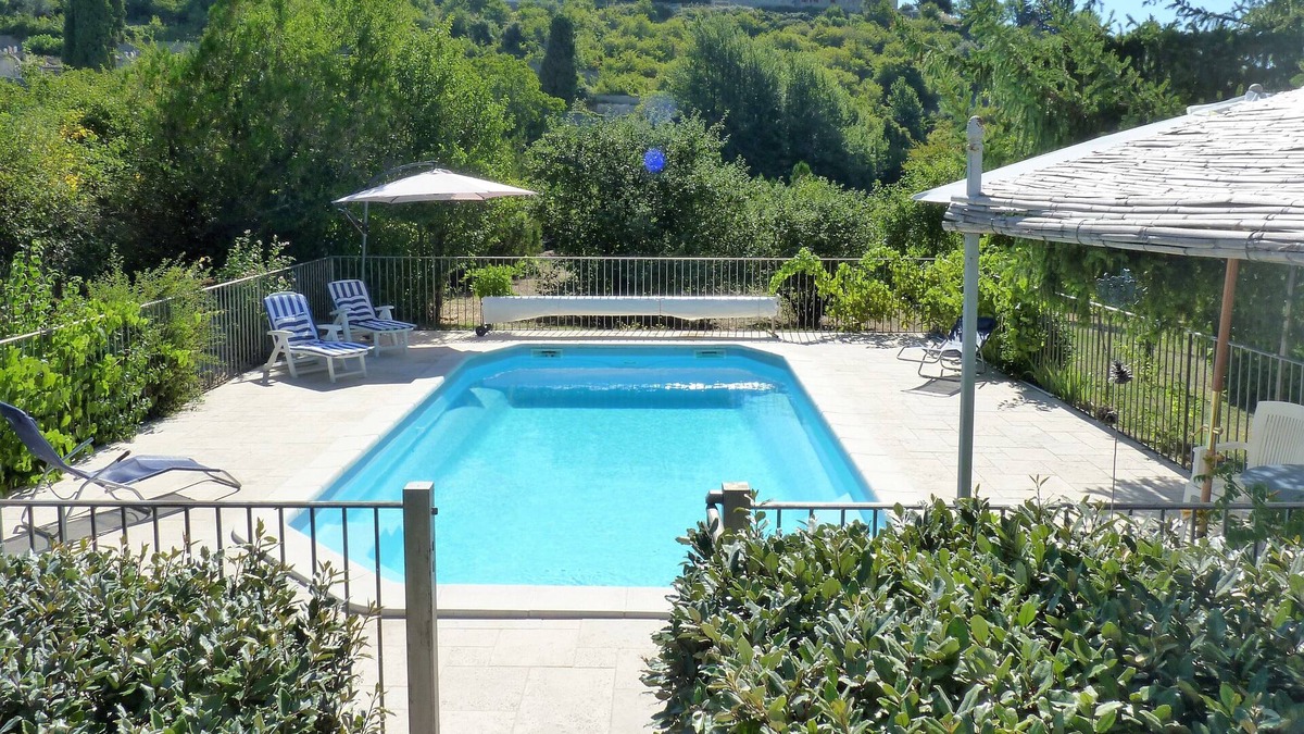 Reillanne Villa | Villa Amande: On Edge Of Historic Reillanne, Provence Alpes Côte D'Azur, France