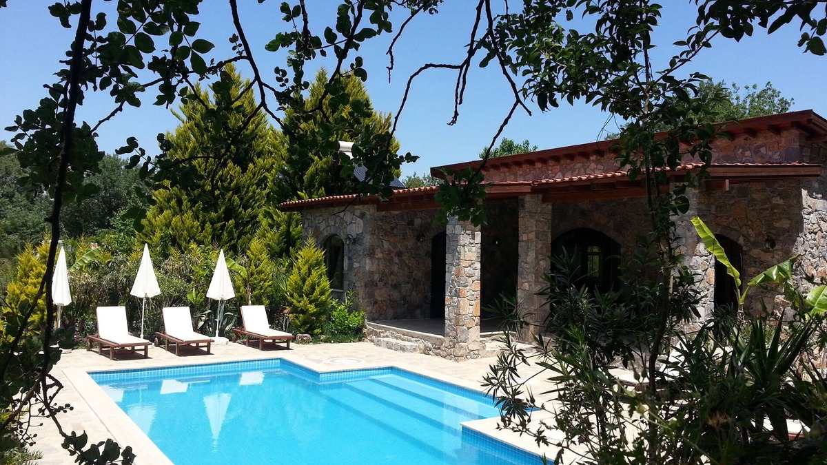 Fethiye Villa | Villa Amara is a cosy stone build holiday retreat with private pool and garden.