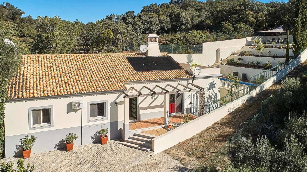 Sao Bras de Alportel Villa | Villa Ana - Four Bedroom Villa, Sleeps 8