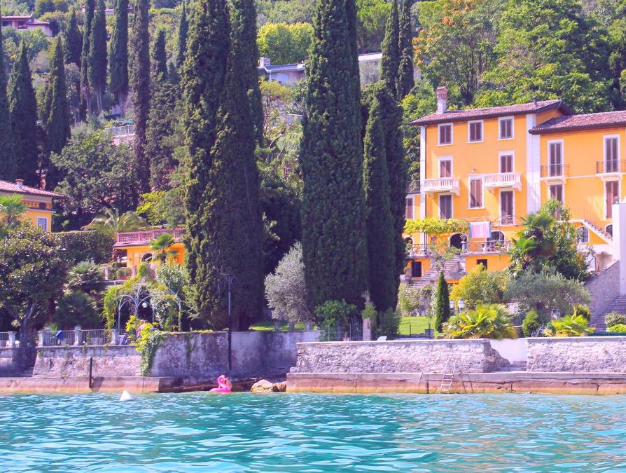 Salo Villa | Villa Angela