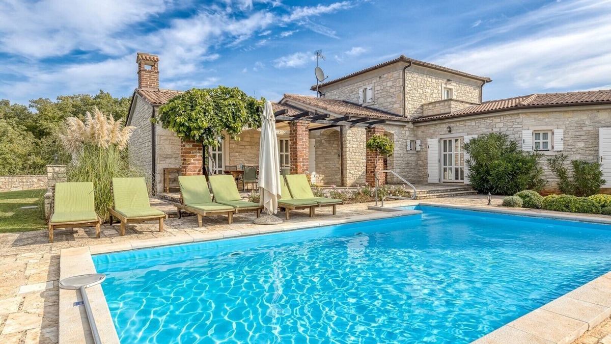 Stifanici Villa | Villa Angelica Heraki