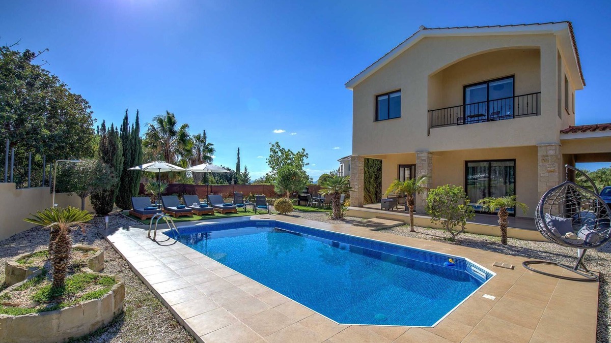 Kouklia Villa | Villa Angelos, Secret Valley - a villa that sleeps 6 guests in 3 bedrooms