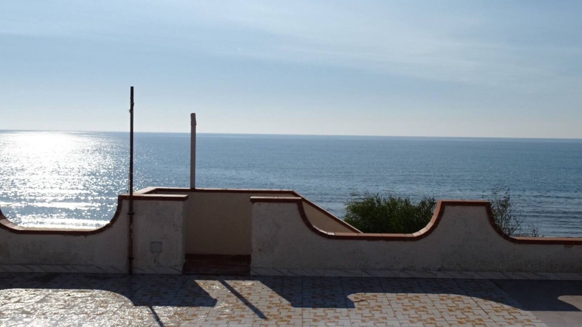 Granelli Villa | Villa "Antony Primo Piano" with Sea View & Shared Garden