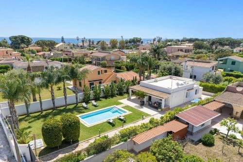Arenella Villa | Villa Arenella by Villa Plus