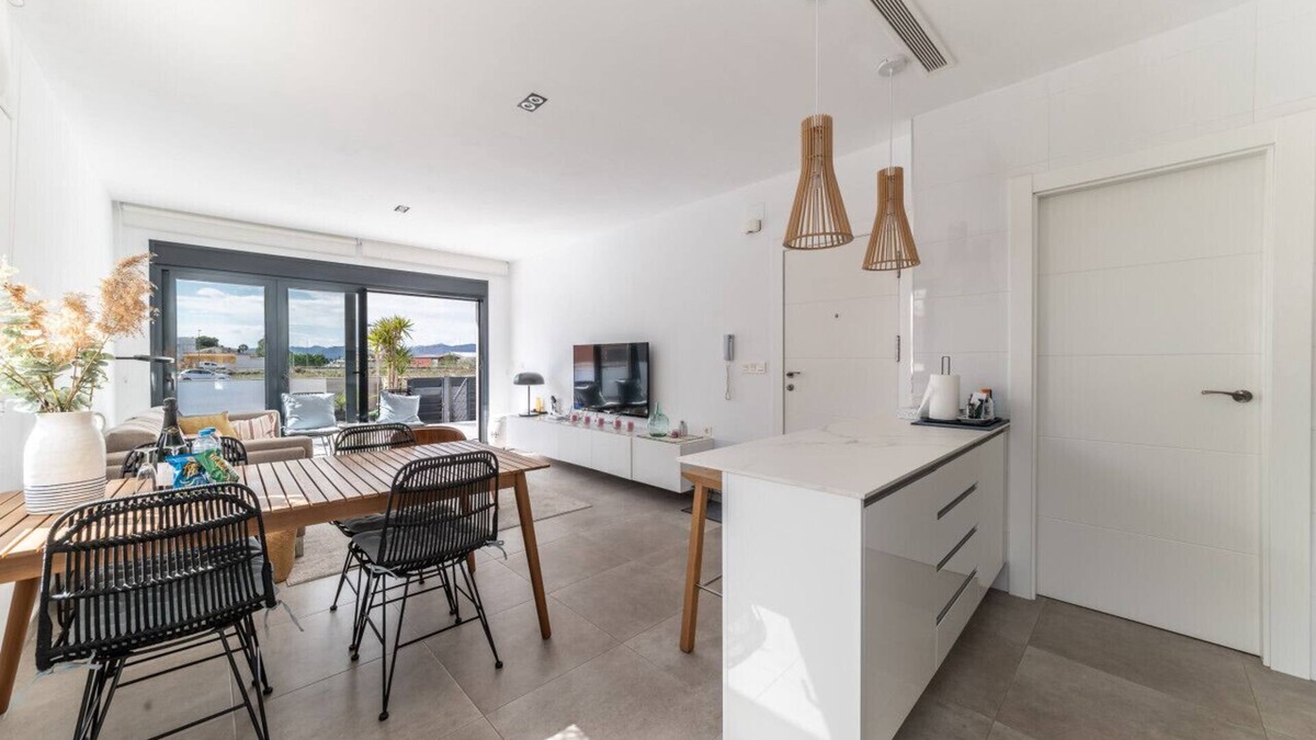 Daya Nueva Villa | Villa Armonía, met Verwarmd Privé-zwembad