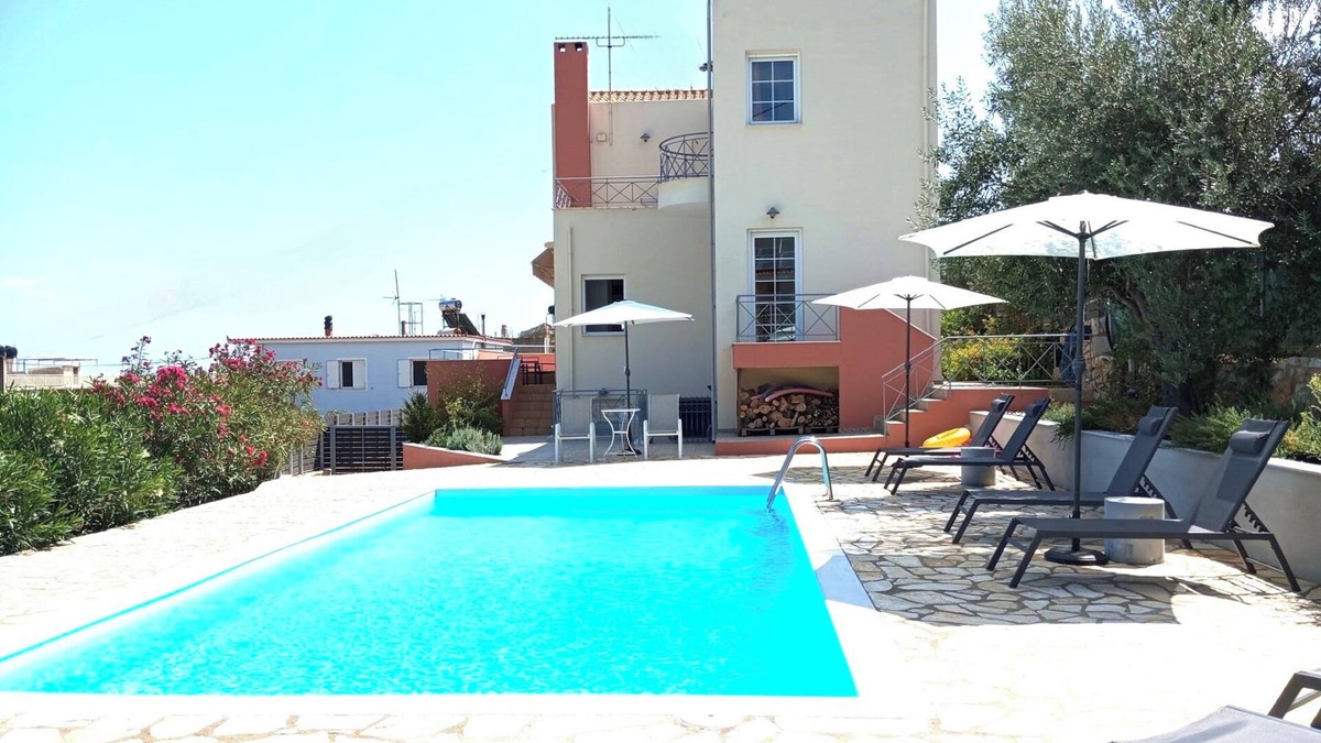 Kefalari Villa | Villa Artia - Comfort and Excellent Location