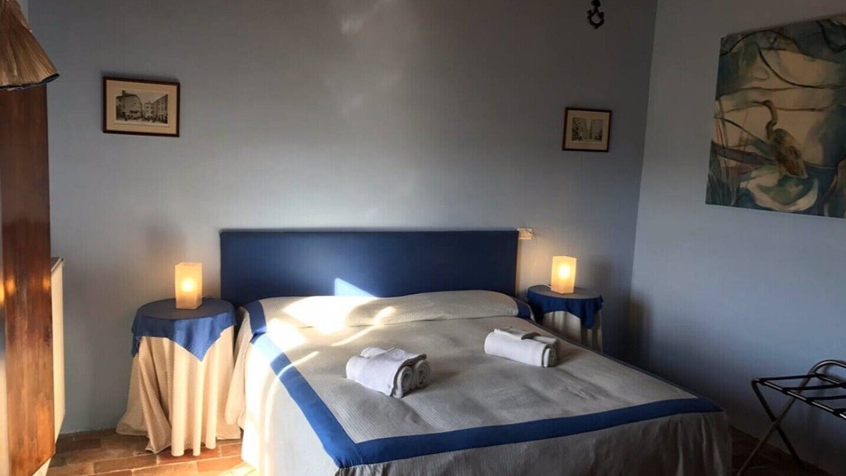 Vitorchiano Apartment | Villa Arzilla - GLICINE ROOM