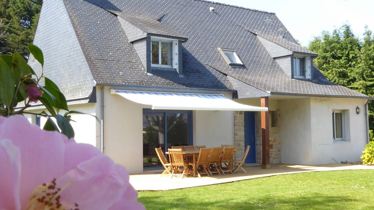 Tremeoc House | Villa "At the crossroads" near the beaches