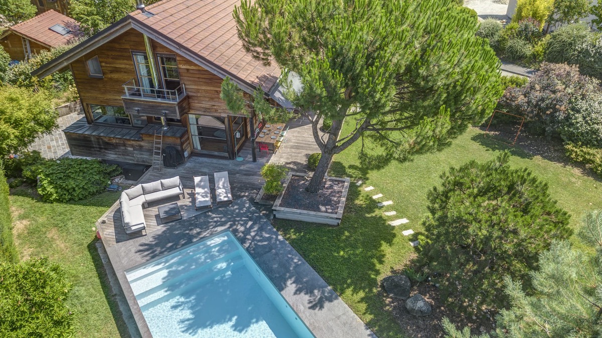 Epagny-Metz-Tessy Villa | Villa at the edge of the woods