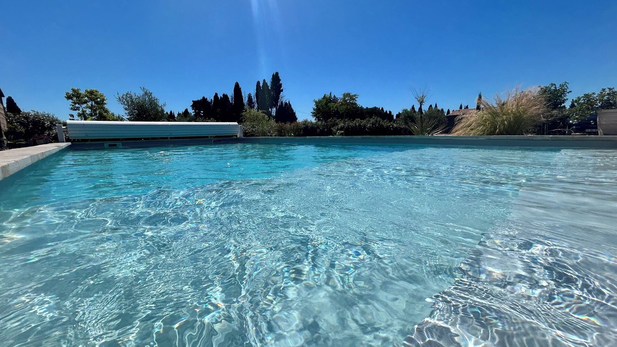 Graveson Villa | Villa au Calme, Climatisée, Piscine Entre Saint Rémy, les Alpilles et Avignon