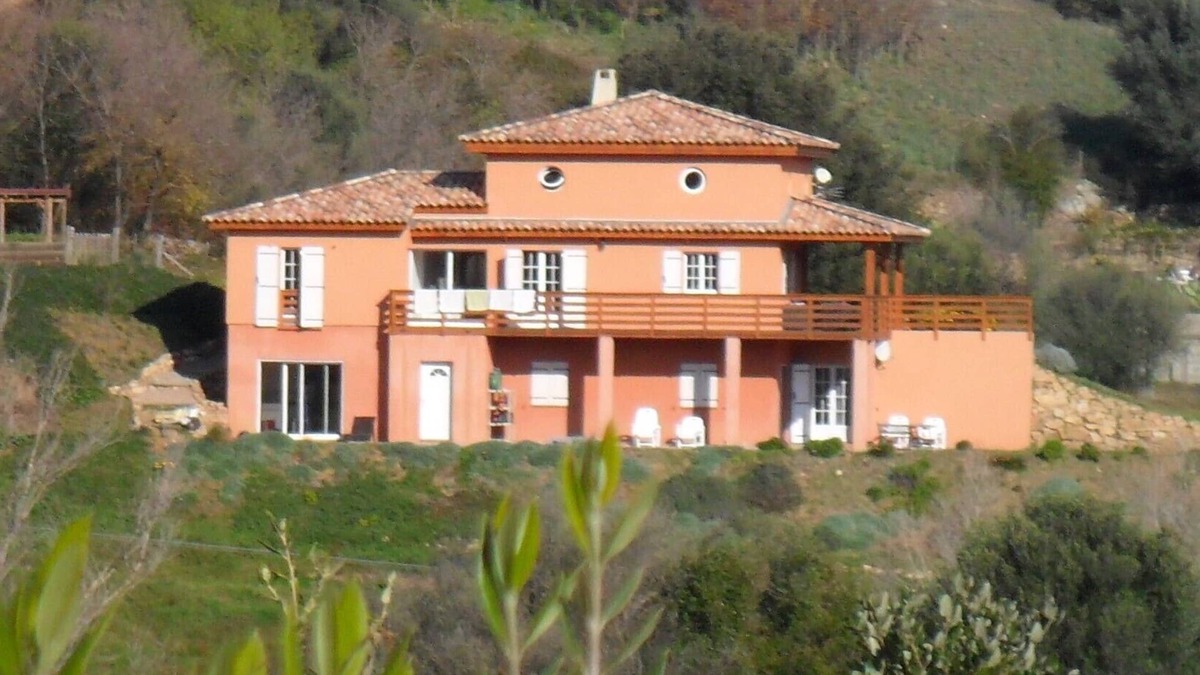 Cognocoli-Monticchi Villa | VILLA au Coeur Maquis- 16 Couchages*-Piscine et Parking Privé -10mm Plages-